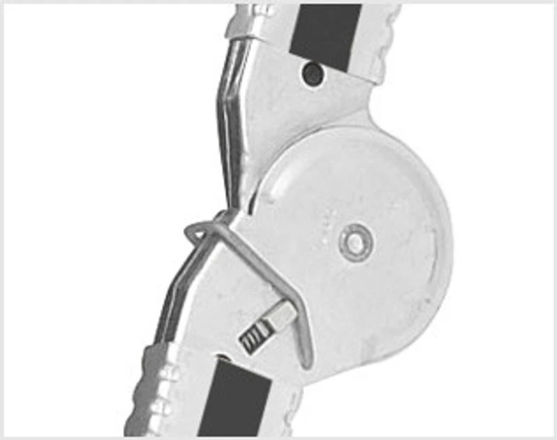 Hymer Black Line Telescopic 4 Section Combination Ladder 1.22m - 4.02m 10 Hymer Black Line Telescopic 4 Section Combination Ladder 1.22m - 4.02m - Image 8