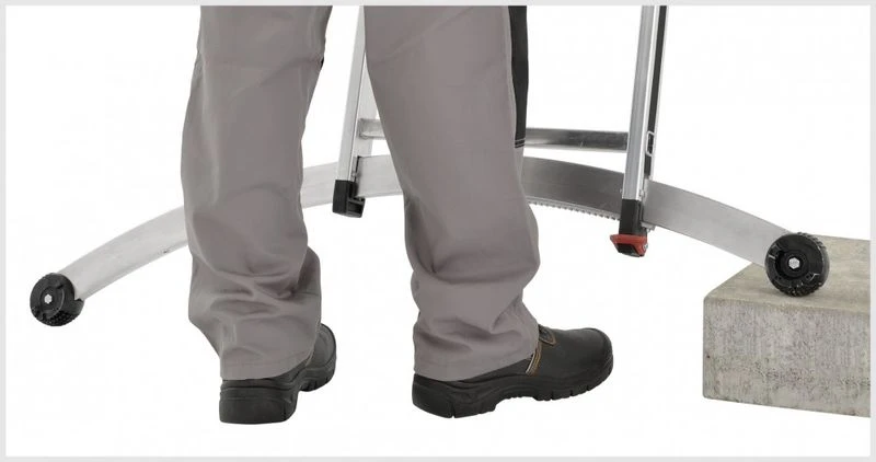 Hymer AluPro 3 Section Black Line Smart Base Combination Ladder 8 Hymer AluPro 3 Section Black Line Smart Base Combination Ladder - Image 6