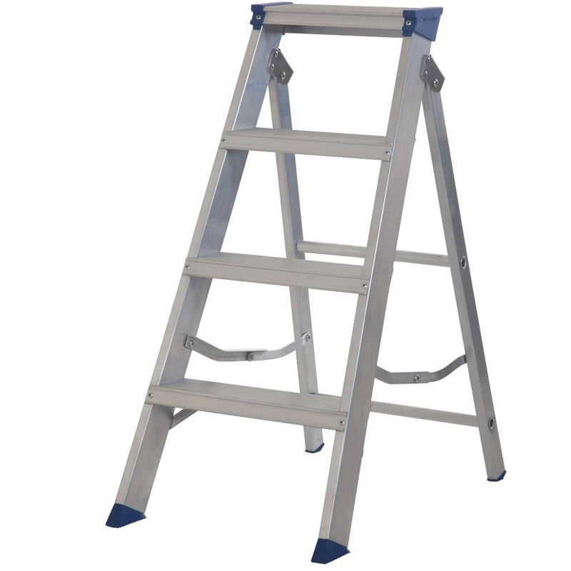 Werner 4 Tread Master Trade Stepladder - BS 2037 EN131 Professional 3 Werner 4 Tread Master Trade Stepladder - BS 2037 EN131 Professional