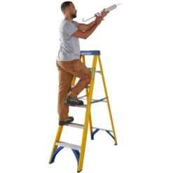 Werner 6 Tread Trade Fibreglass Step Ladder - BS 2037 EN131 Professional 12 Werner 6 Tread Trade Fibreglass Step Ladder - BS 2037 EN131 Professional -Insulation Superstore Sales 7160618 ai sealantgunmale