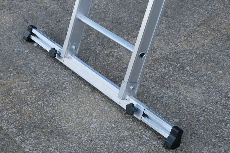 Murdoch Aluminium D Rungs D MAX 3 Section Extension Ladder 5 Murdoch Aluminium D Rungs D MAX 3 Section Extension Ladder - Image 3