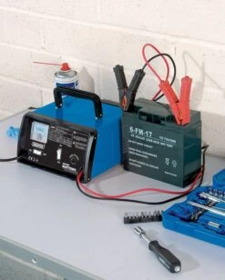 Draper Battery Charger - 4.2a 6v 12v 7 Draper Battery Charger - 4.2a 6v 12v -Insulation Superstore Sales draper battery charger 4.2a 6v 12v lifestyle2